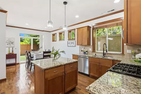 Kitchen - 16033 119th Pl NE, Bothell, WA 98011 photo 3 of 3