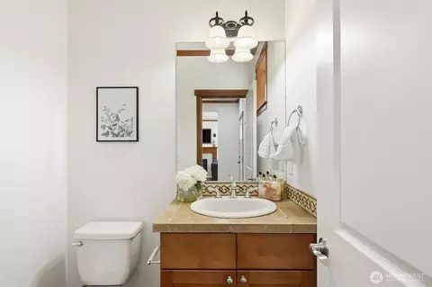 Bath - 16033 119th Pl NE, Bothell, WA 98011 photo 1 of 5