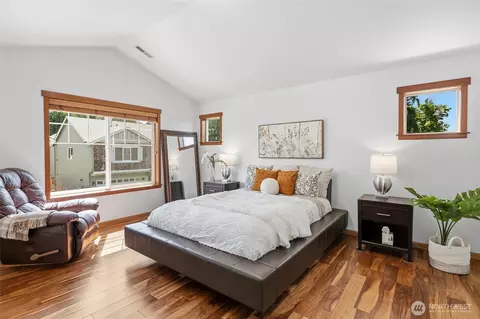 Bedroom - 16033 119th Pl NE, Bothell, WA 98011 photo 1 of 7