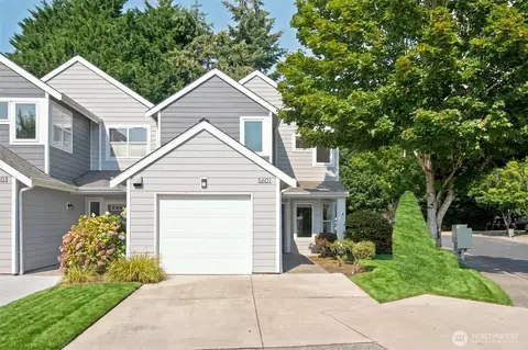 5601 N Grove Dr, Mukilteo, WA 98275