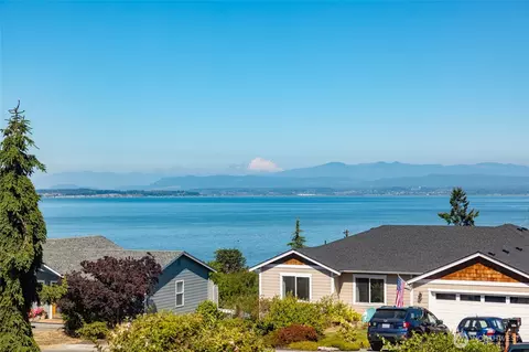 1500 Carol St, Camano Island, WA 98282