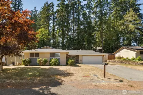 2374 S Flower Ave, Port Orchard, WA 98366