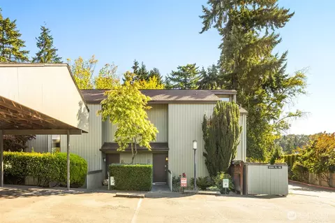 3400 108th Pl NE #2, Bellevue, WA 98004