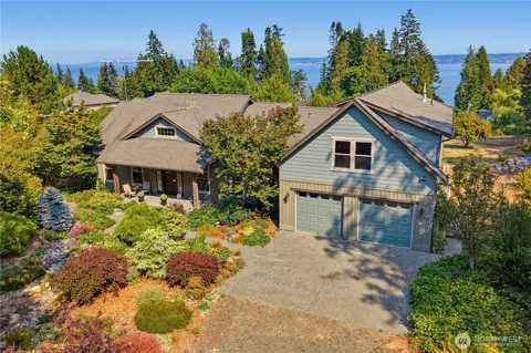 23506 Seatter Rd NE, Kingston, WA 98346