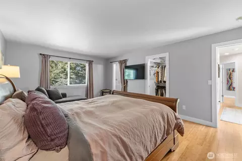 Bedroom - 19109 206th St E, Orting, WA 98360 photo 3 of 5