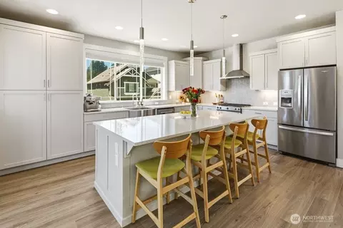 Kitchen - 19611 3rd Dr SE, Bothell, WA 98012 photo 1 of 4