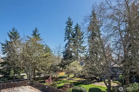 4120 212th St SW #B301, Mountlake Terrace, WA 98043