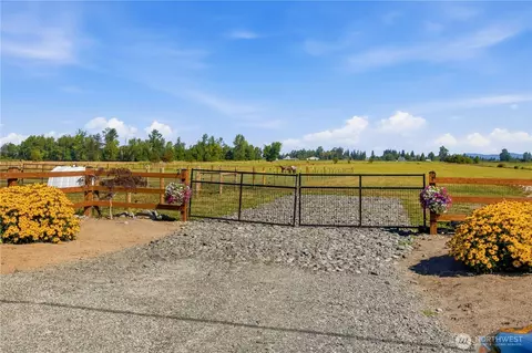 23130 SE 464th St, Enumclaw, WA 98022 photo 3