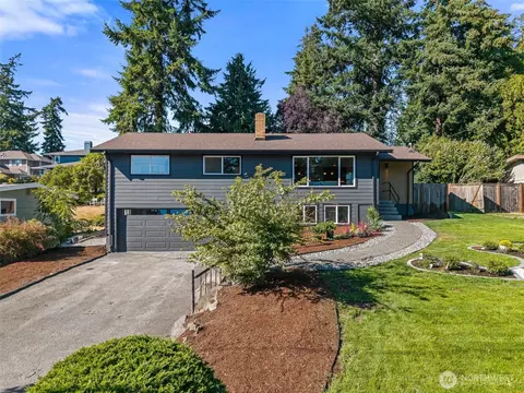 1836 NW 197th St, Shoreline, WA 98177