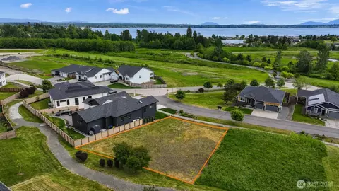 5422 Lasiandra, Blaine, WA 98230