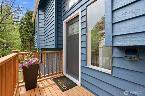 3519 NE 95th St, Seattle, WA 98115