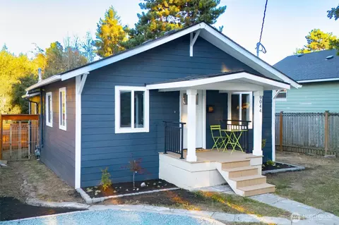 9044 9th Ave SW, Seattle, WA 98106