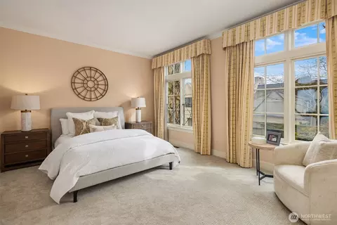 Bedroom - 463 39th Ave E, Seattle, WA 98112 photo 1 of 1