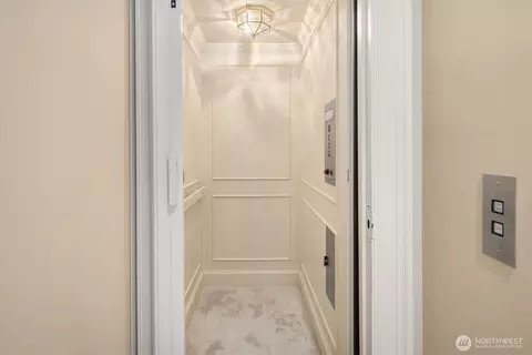 Entry Way - 463 39th Ave E, Seattle, WA 98112 photo 3 of 3