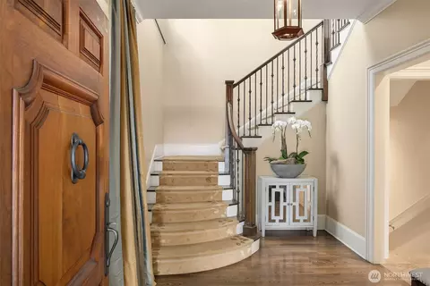 Entry Way - 463 39th Ave E, Seattle, WA 98112 photo 2 of 3