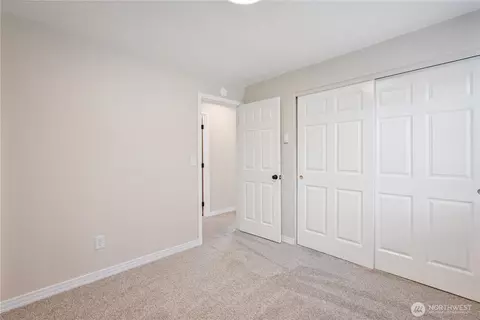 Bedroom - 4490 Constitution Ln, Longview, WA 98632 photo 5 of 5