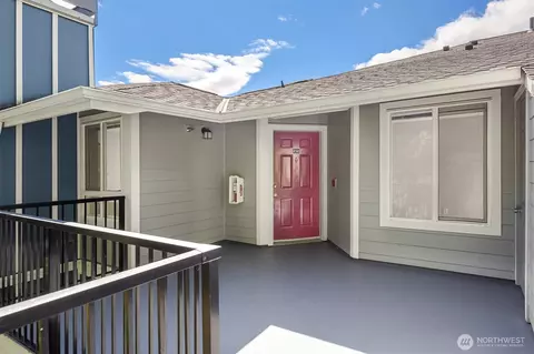 Exterior - 3926 243rd Pl SE #H-303, Bothell, WA 98021 photo 1 of 6