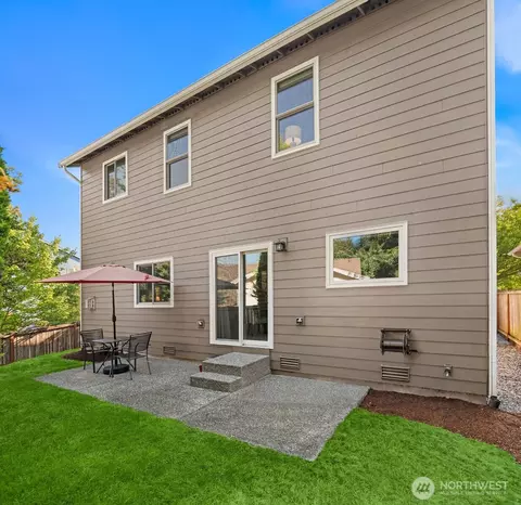 Exterior - 20233 124th Ave NE, Bothell, WA 98011 photo 3 of 5