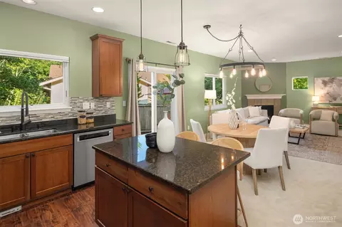 Kitchen - 20233 124th Ave NE, Bothell, WA 98011 photo 1 of 3