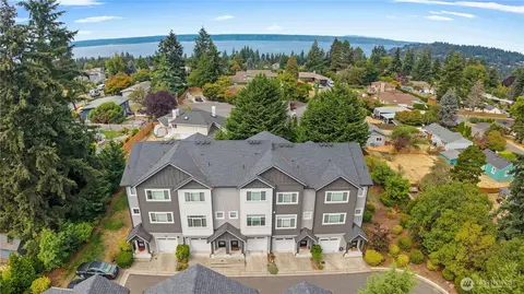 177 SW 185th Ln, Normandy Park, WA 98166