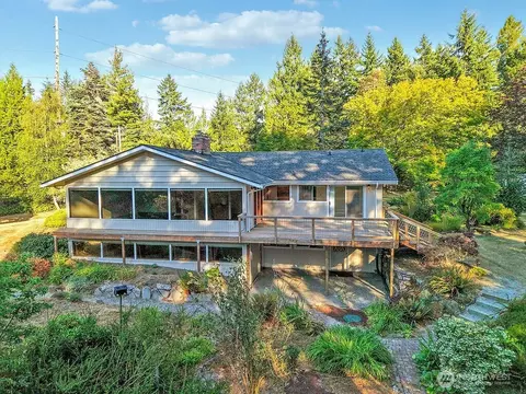 2401 NW Finn Hill Rd, Poulsbo, WA 98370