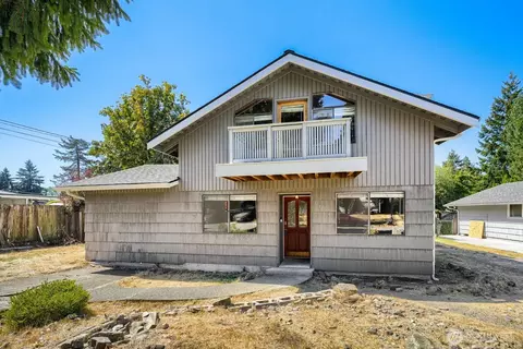 31349 13th Ave S, Federal Way, WA 98003