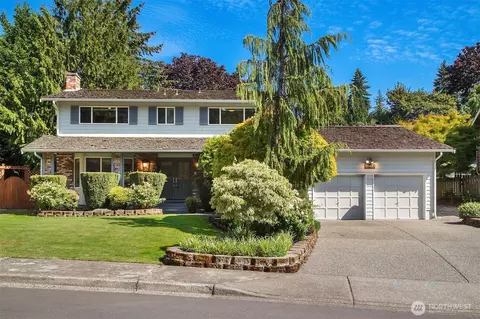 11722 103rd Ave NE, Kirkland, WA 98034