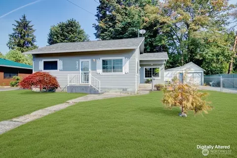 317 E Burke Ave, Arlington, WA 98223