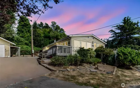 7610 Hermosa Beach Rd, Tulalip, WA 98271