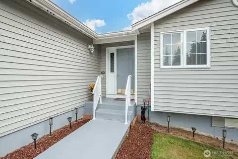 27215 Manor Pl NW, Stanwood, WA 98292