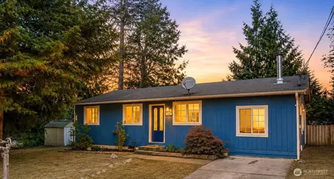 1447 Christine Ln, Camano Island, WA 98282