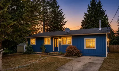 1447 Christine Ln, Camano Island, WA 98282