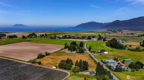 View/Area - 5836 Chuckanut Dr, Bow, WA 98232 photo 1 of 4