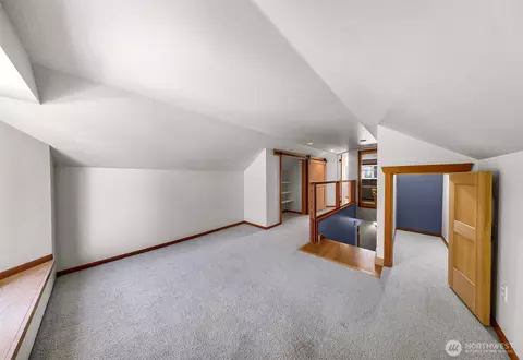 Bedroom - 5836 Chuckanut Dr, Bow, WA 98232 photo 4 of 5