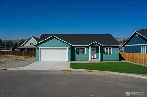 707 Petra Ct, Omak, WA 98841