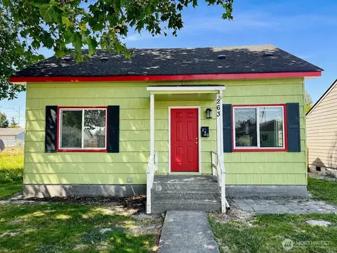 Exterior - 263 28th Ave, Longview, WA 98632 photo 2 of 4