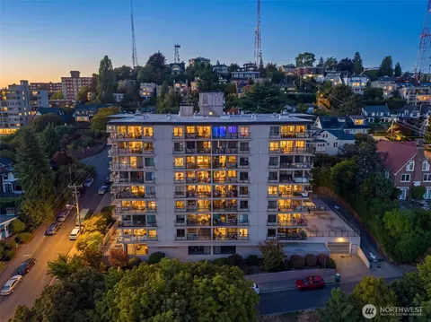 100 Ward St #303, Seattle, WA 98109