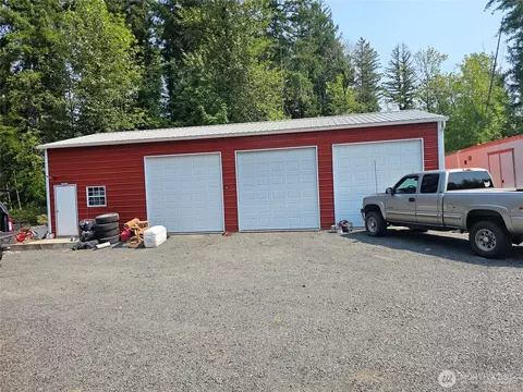 Exterior - 283 Middle Fork Rd, Chehalis, WA 98532 photo 4 of 16