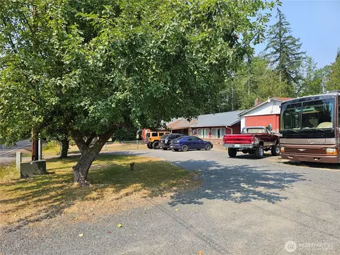 Exterior - 283 Middle Fork Rd, Chehalis, WA 98532 photo 10 of 16