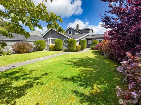 1291 Beach Dr, Camano Island, WA 98282
