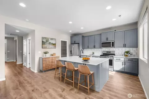 Kitchen - 451 Jasmine Ln N, Enumclaw, WA 98022 photo 1 of 3
