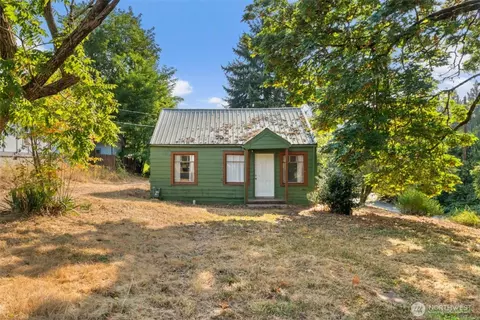 722 S 4th Ave SW, Olympia, WA 98502