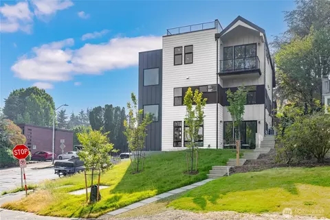 5718 NE 65th St, Seattle, WA 98115