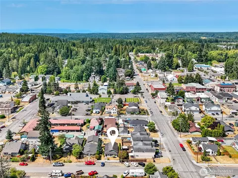 206 Kentucky Ave, Granite Falls, WA 98252