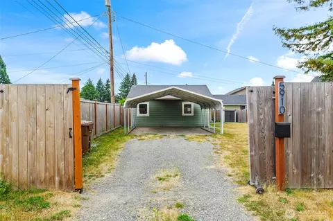 5910 E J St, Tacoma, WA 98404