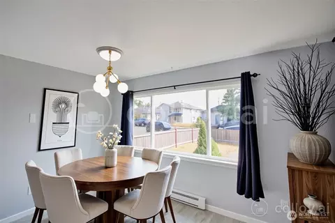 Dining - 2524 Walnut St, Everett, WA 98201 photo 1 of 1