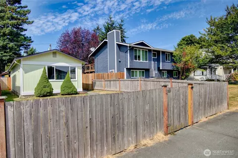 Exterior - 2524 Walnut St, Everett, WA 98201 photo 4 of 4