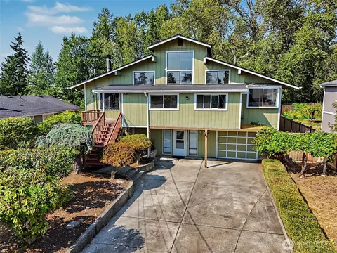 517 E 68th St, Tacoma, WA 98404
