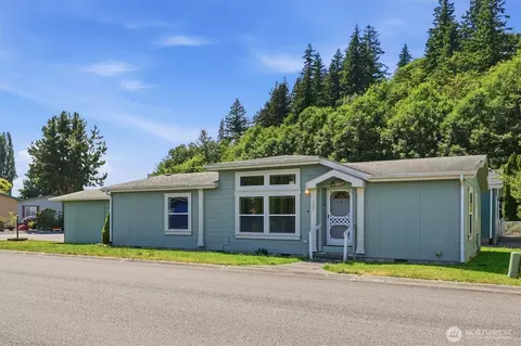 627 Andrew Dr, Burlington, WA 98233