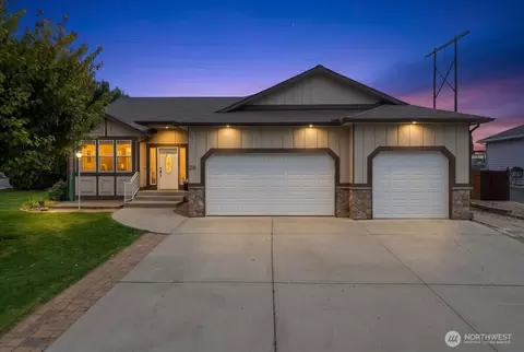 29 S Meadowbrook Ln, East Wenatchee, WA 98802